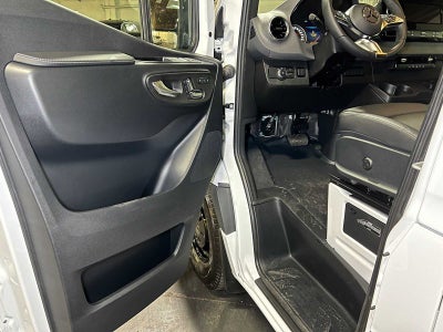 2026 Mercedes-Benz Sprinter Cargo 2500 High Roof I4 Diesel 170 RWD
