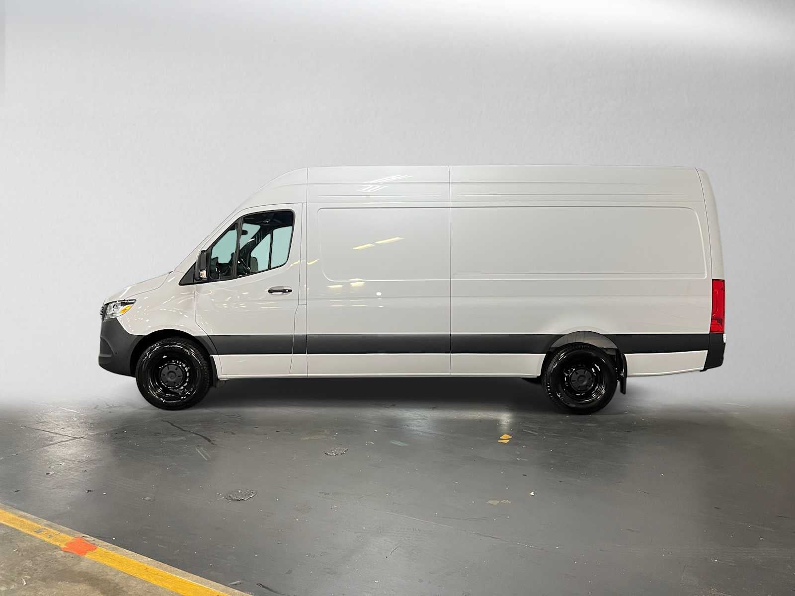 2026 Mercedes-Benz Sprinter Cargo 2500 High Roof I4 Diesel 170 RWD