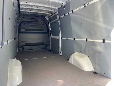 2027 Mercedes-Benz Sprinter Cargo 2500 High Roof I4 Diesel 170 RWD