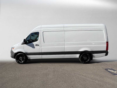 2027 Mercedes-Benz Sprinter Cargo 2500 High Roof I4 Diesel 170 RWD