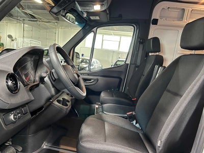 2025 Mercedes-Benz Sprinter Cargo Van 2500 High Roof I4 Diesel 170 RWD