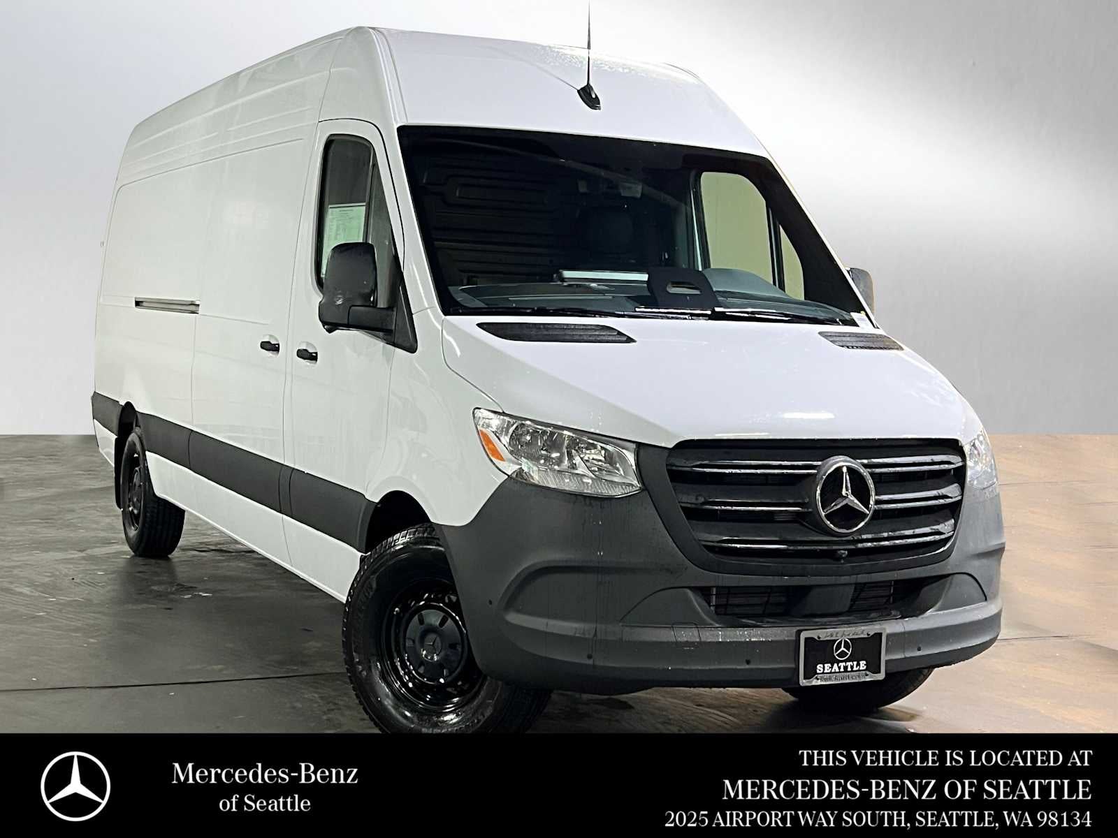 2026 Mercedes-Benz Sprinter 2500 170 WB High Roof's photo