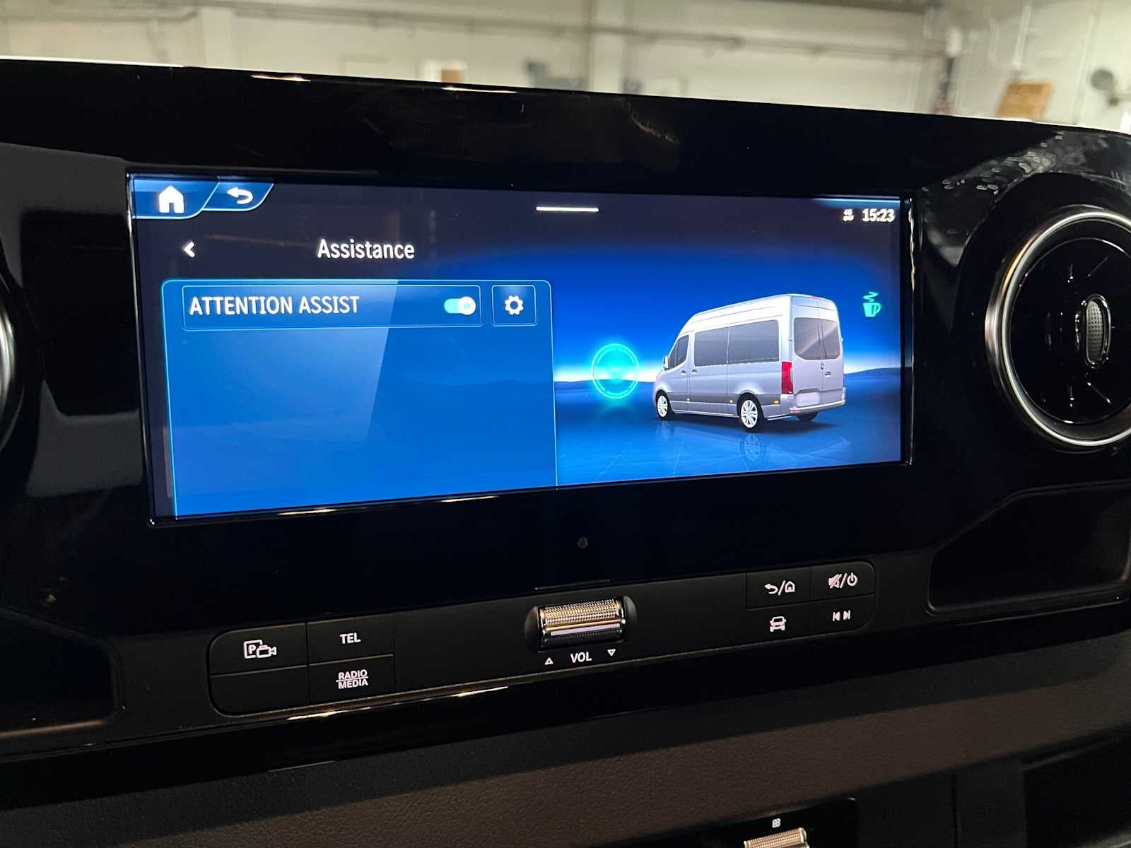 2026 Mercedes-Benz Sprinter 2500 High Roof I4 Diesel 170 RWD