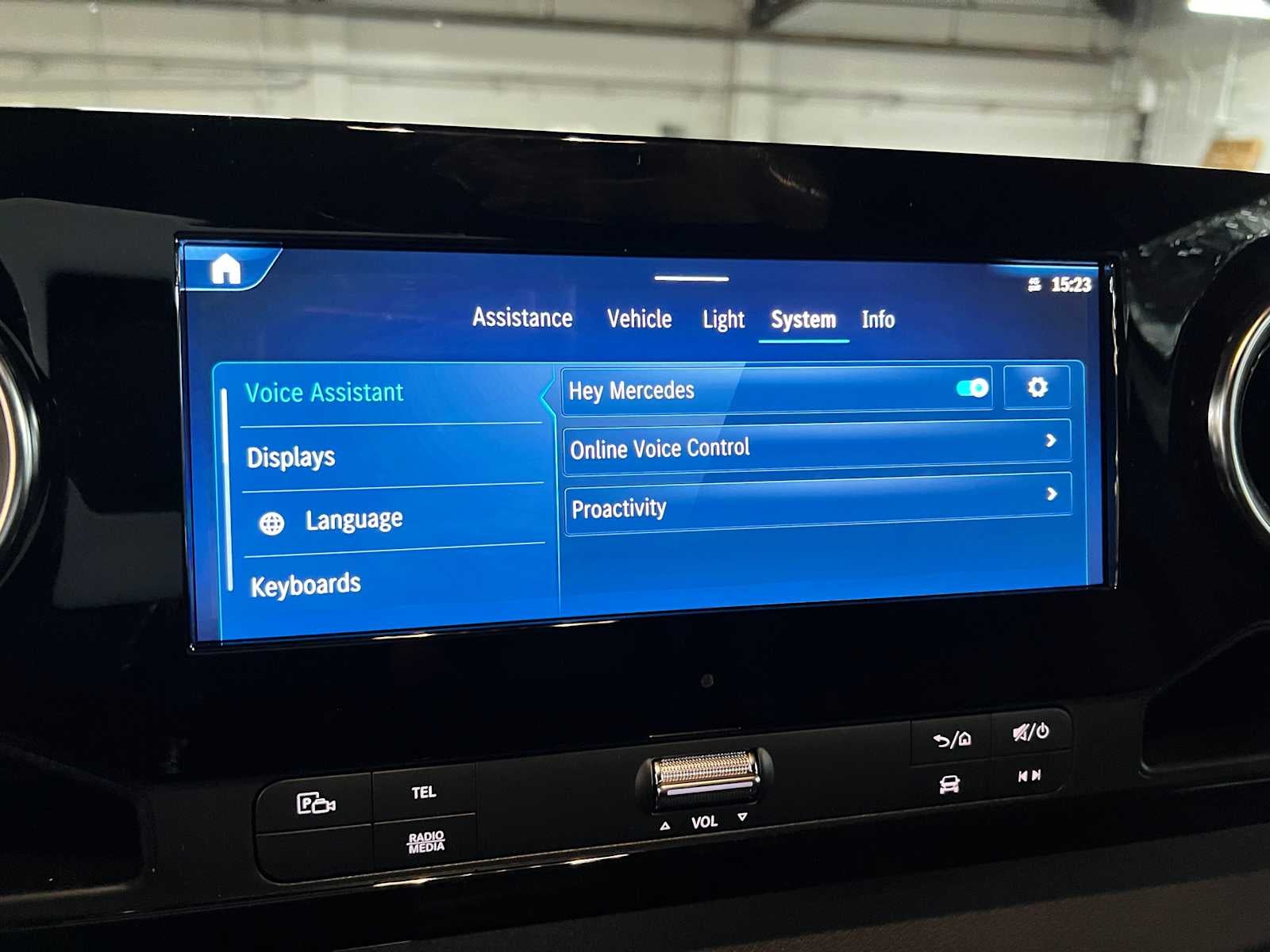 2026 Mercedes-Benz Sprinter 2500 High Roof I4 Diesel 170 RWD