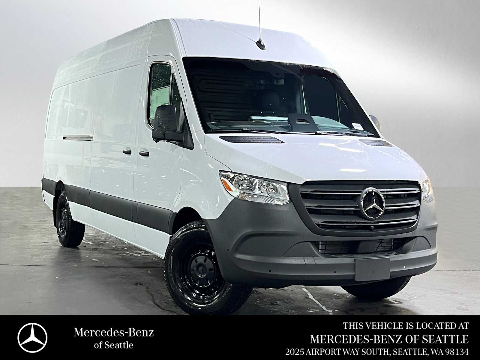 2026 Mercedes-Benz Sprinter 2500 High Roof I4 Diesel 170 RWD