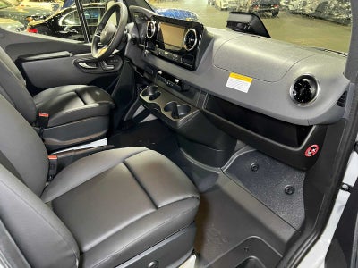 2027 Mercedes-Benz Sprinter Cargo 2500 High Roof I4 Diesel 170 RWD