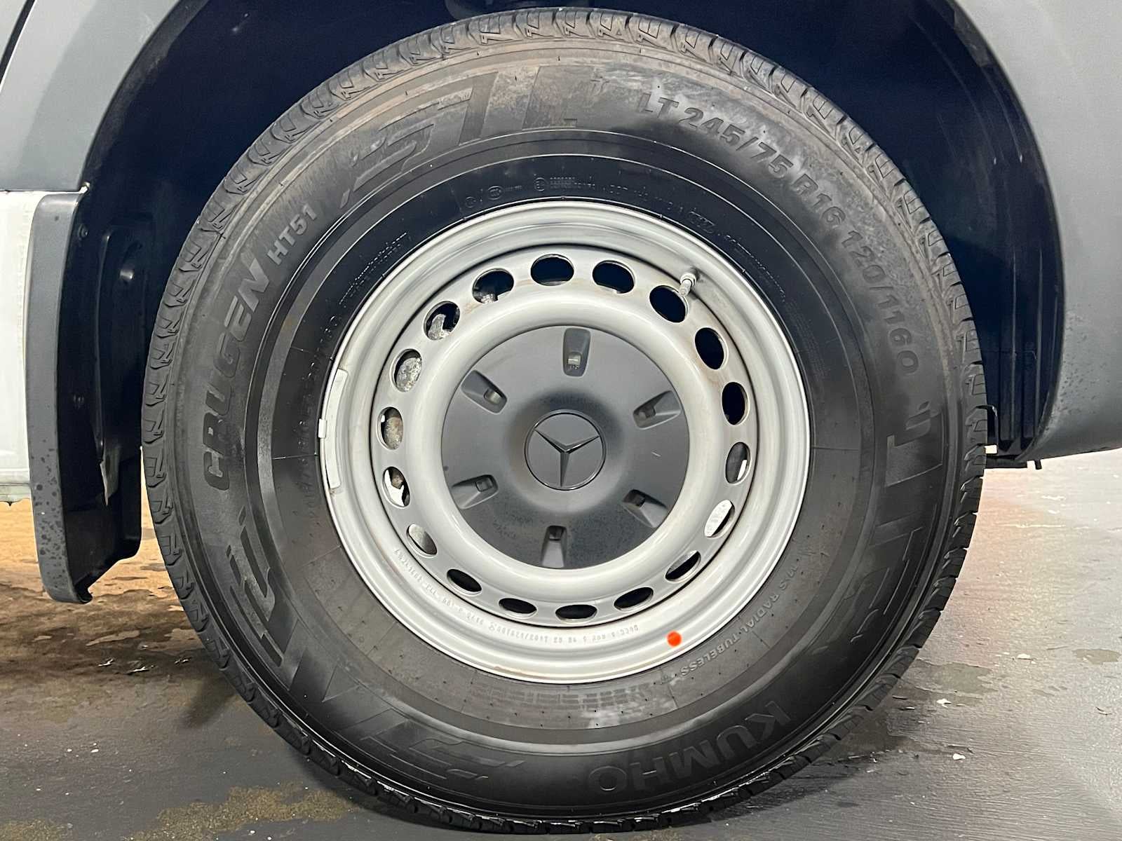 2025 Mercedes-Benz Sprinter Cargo Van 2500 Standard Roof I4 Diesel HO 144" RWD