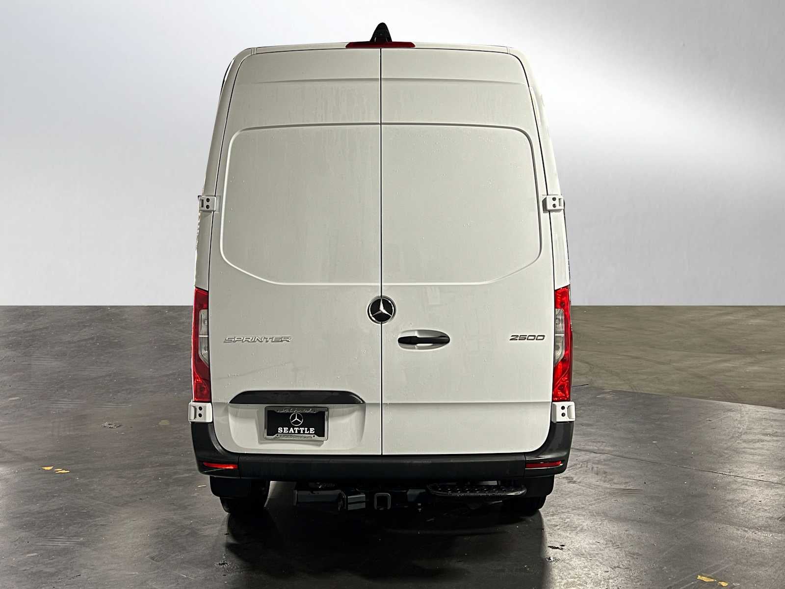 2025 Mercedes-Benz Sprinter Cargo Van 2500 Standard Roof I4 Diesel HO 144" RWD