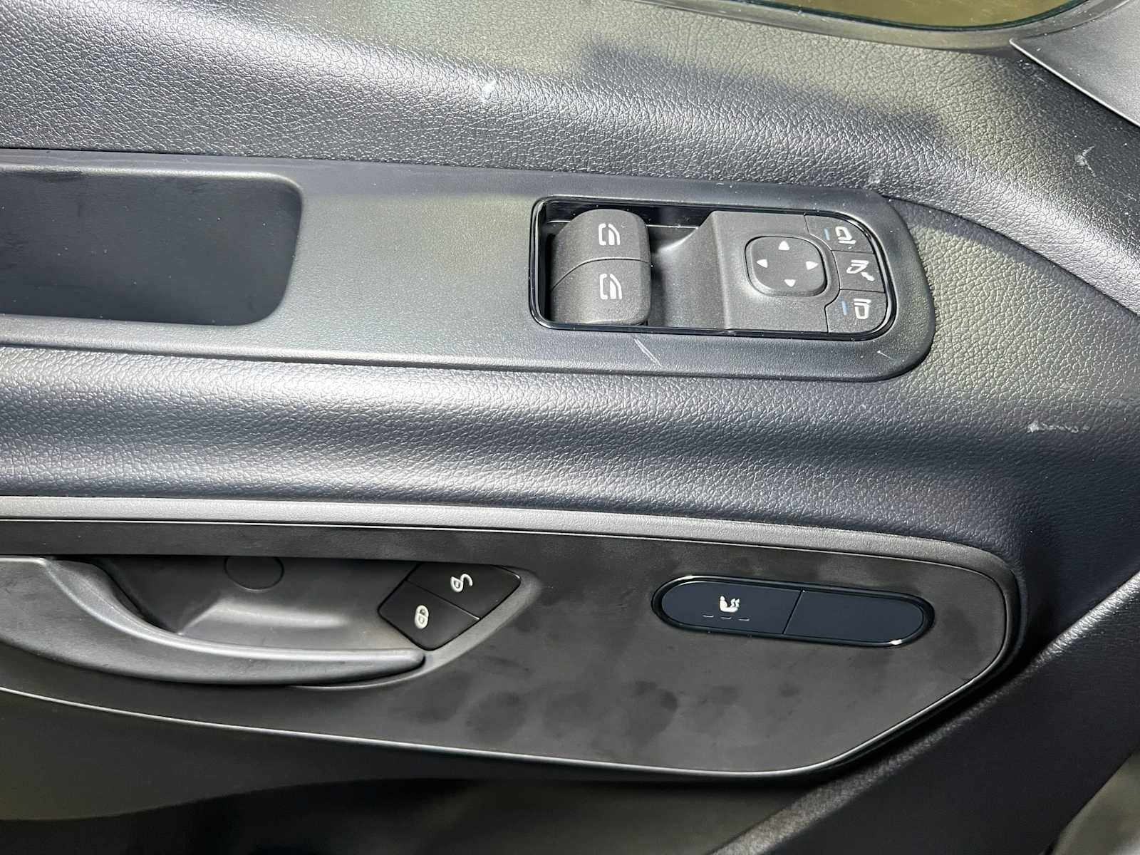 2026 Mercedes-Benz Sprinter 2500 Standard Roof I4 Diesel HO 144" RWD