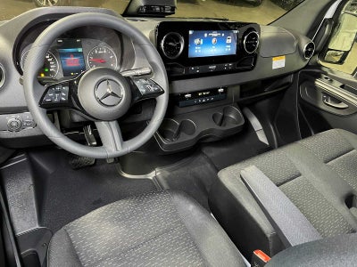 2026 Mercedes-Benz Sprinter 2500 Standard Roof I4 Diesel HO 144" RWD