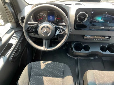 2026 Mercedes-Benz Sprinter Cargo 2500 Standard Roof I4 Diesel HO 144 RWD