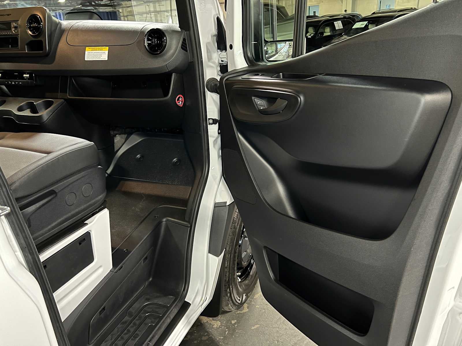 2025 Mercedes-Benz Sprinter Cargo Van 2500 Standard Roof I4 Diesel HO 144 RWD