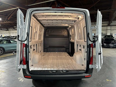 2025 Mercedes-Benz Sprinter Cargo Van 2500 Standard Roof I4 Diesel HO 144 RWD