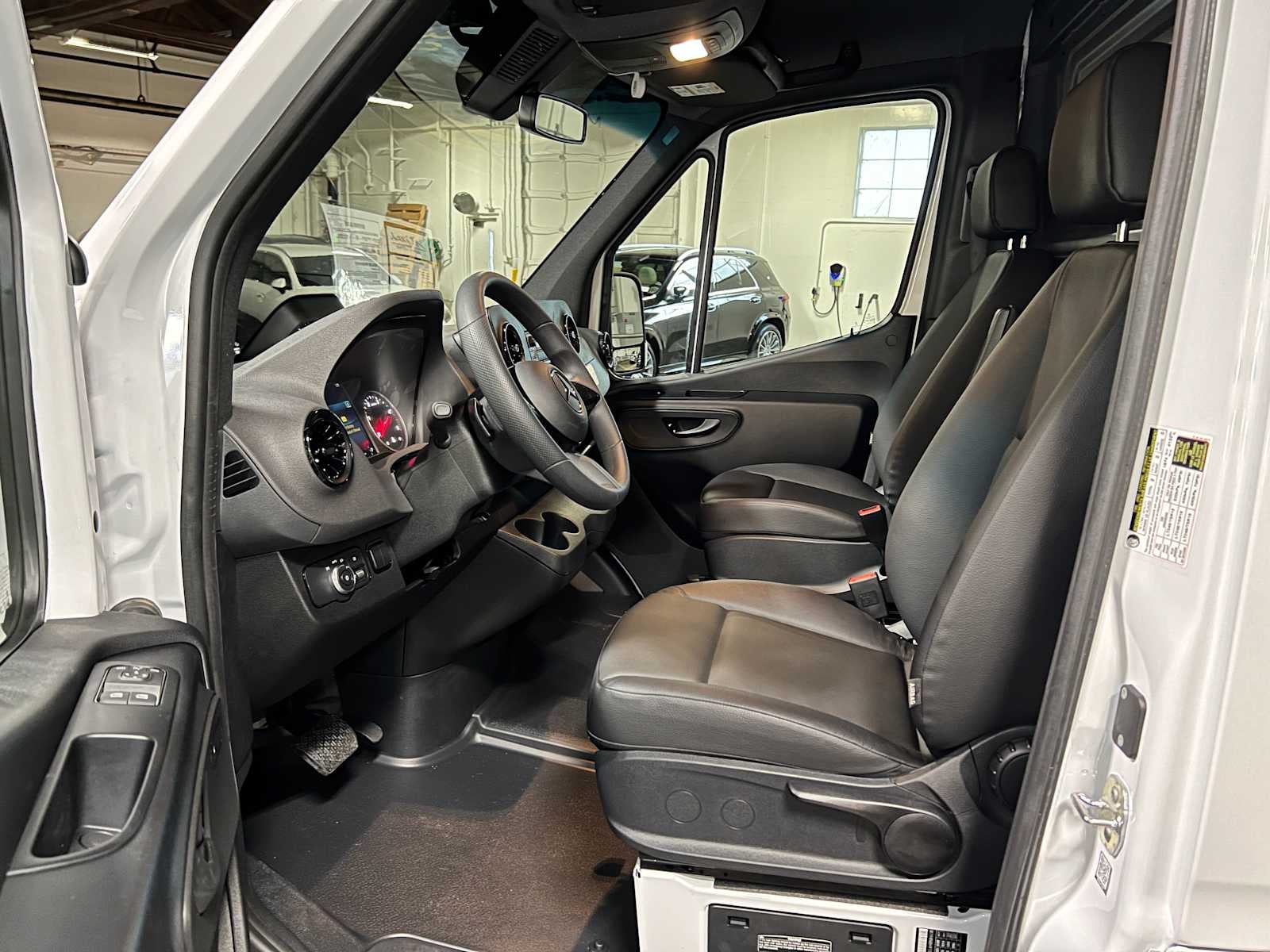 2025 Mercedes-Benz Sprinter Cargo Van 2500 Standard Roof I4 Diesel HO 144 RWD