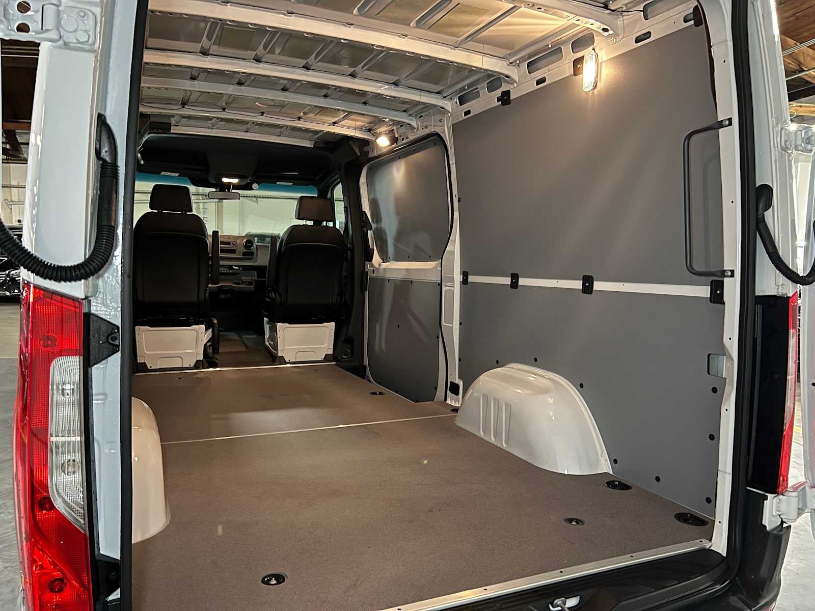 2025 Mercedes-Benz Sprinter Cargo Van 2500 Standard Roof I4 Diesel HO 144 RWD