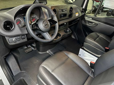 2025 Mercedes-Benz Sprinter Cargo Van 2500 Standard Roof I4 Diesel HO 144 RWD