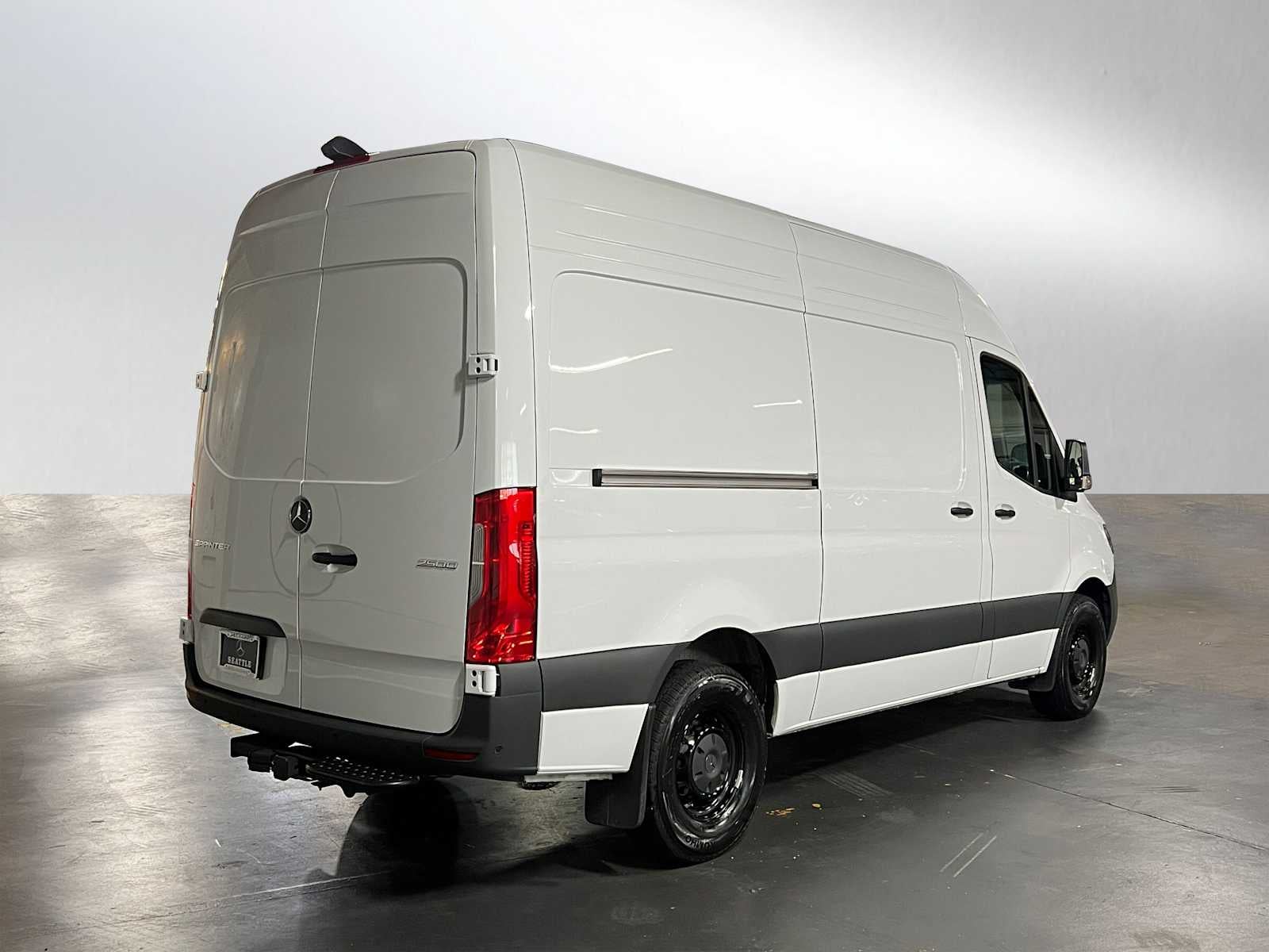 2025 Mercedes-Benz Sprinter Cargo Van 2500 Standard Roof I4 Diesel HO 144" RWD