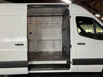2025 Mercedes-Benz Sprinter Cargo Van 2500 Standard Roof I4 Diesel HO 144" RWD