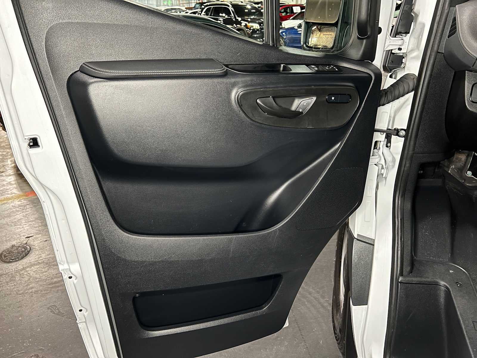 2025 Mercedes-Benz Sprinter Cargo Van 2500 Standard Roof I4 Diesel HO 144" RWD