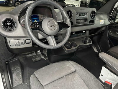 2025 Mercedes-Benz Sprinter Cargo Van 2500 Standard Roof I4 Diesel HO 144" RWD
