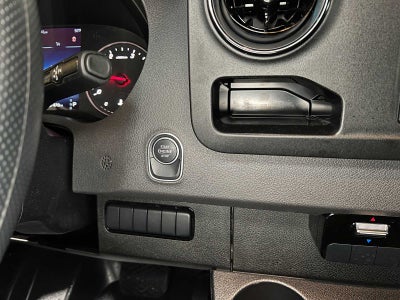 2025 Mercedes-Benz Sprinter Cargo Van 2500 Standard Roof I4 Diesel HO 144" RWD