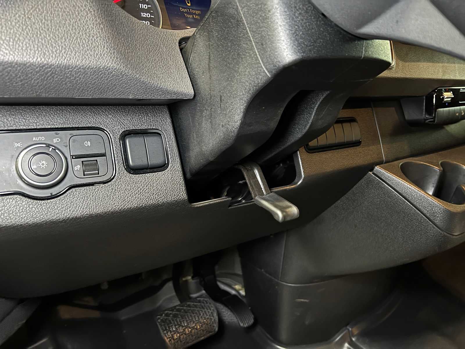 2025 Mercedes-Benz Sprinter Cargo Van 2500 Standard Roof I4 Diesel HO 144" RWD