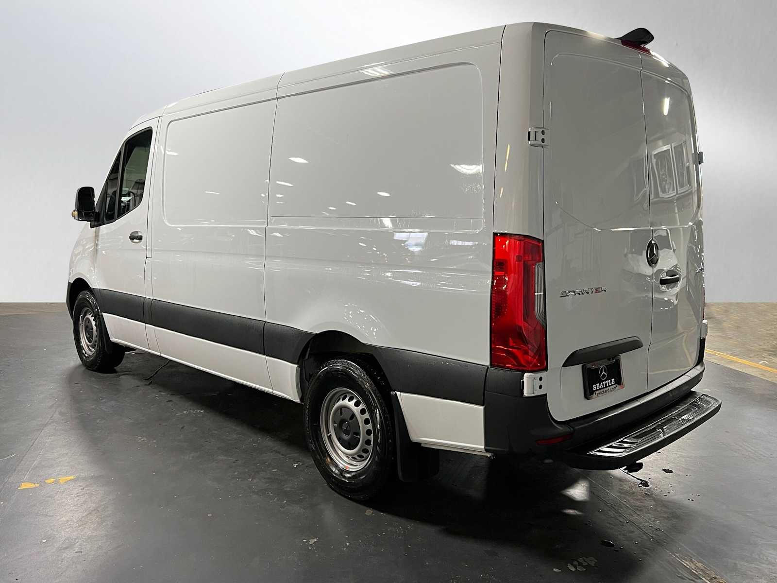 2025 Mercedes-Benz Sprinter Cargo Van 2500 Standard Roof I4 Diesel HO 144" RWD