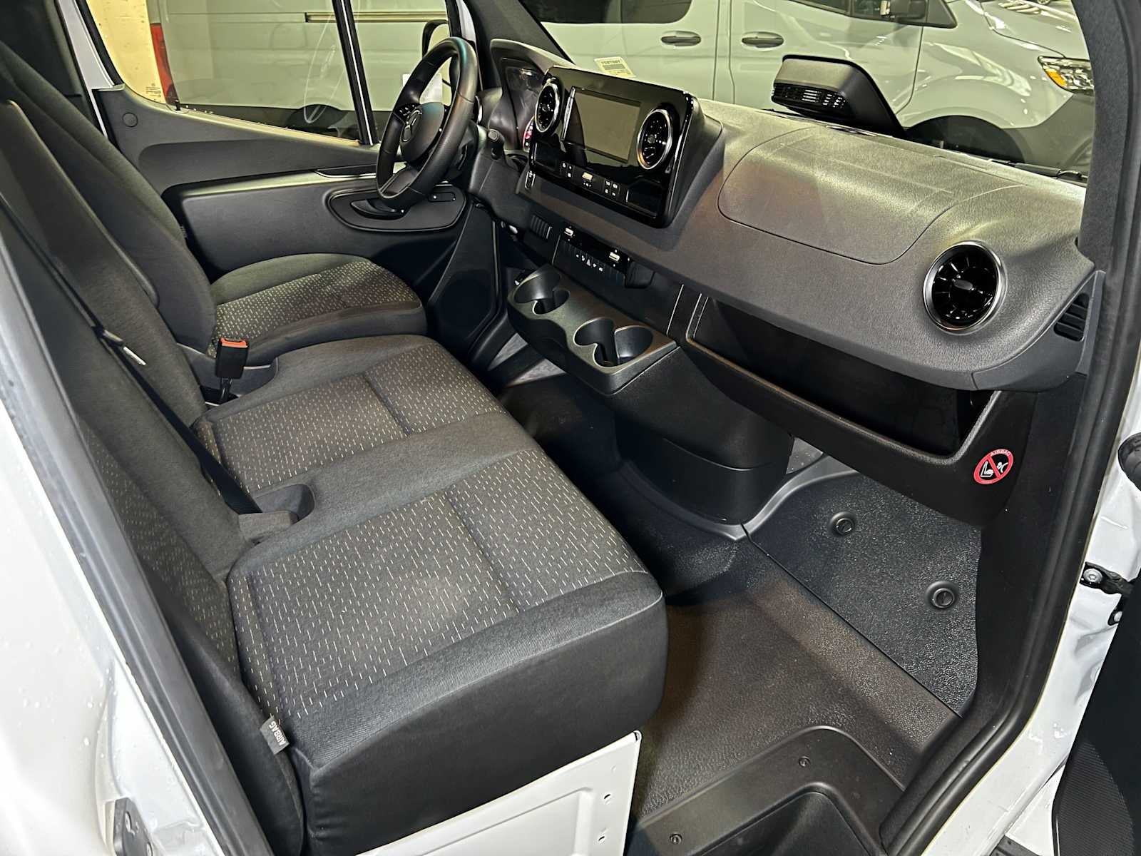 2026 Mercedes-Benz Sprinter Cargo 2500 Standard Roof I4 Diesel HO 144 RWD