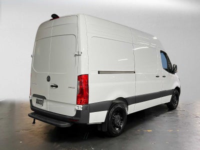 2026 Mercedes-Benz Sprinter Cargo 2500 Standard Roof I4 Diesel HO 144 RWD