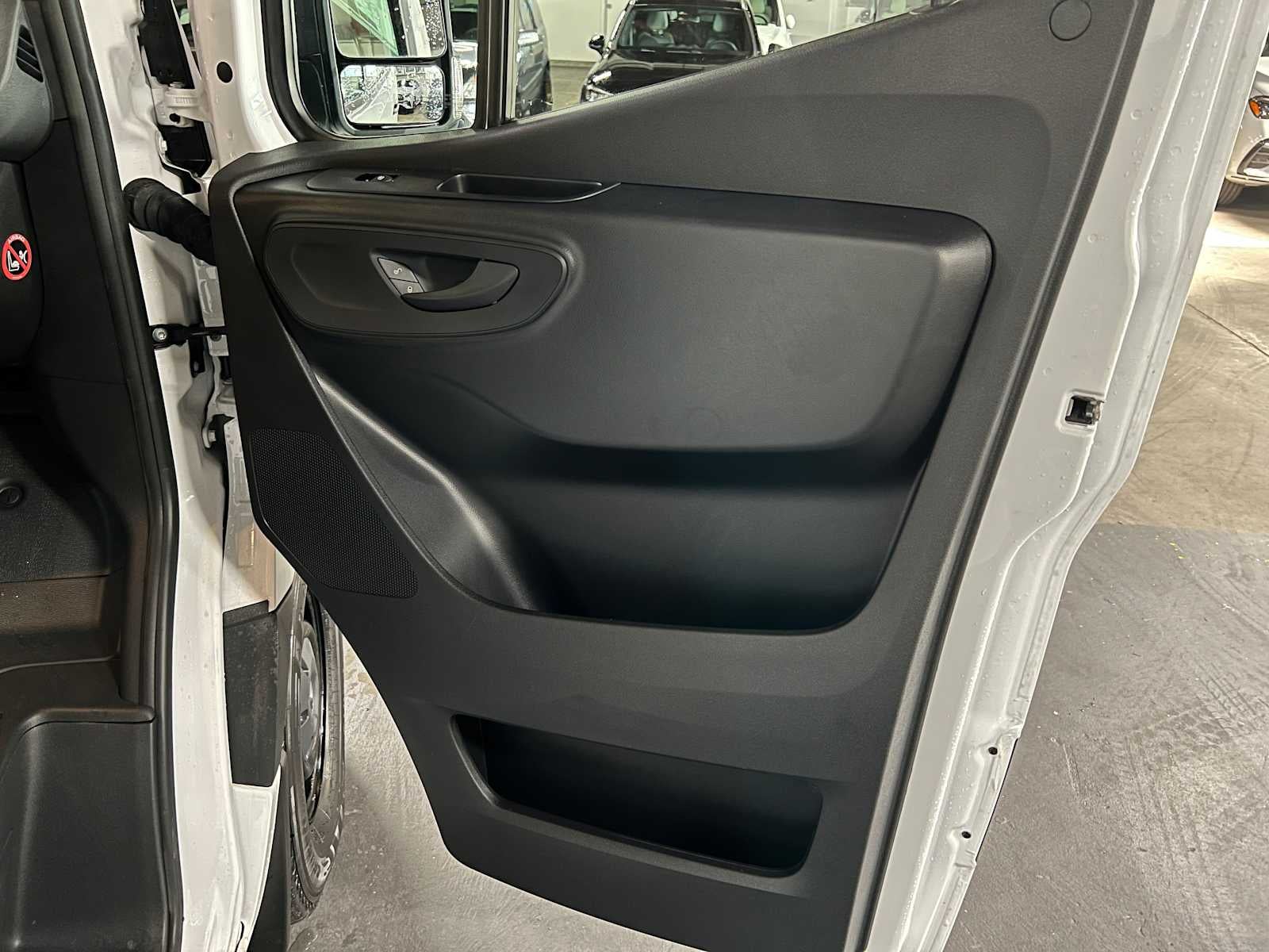 2025 Mercedes-Benz Sprinter Cargo Van 2500 Standard Roof I4 Diesel HO 144 RWD