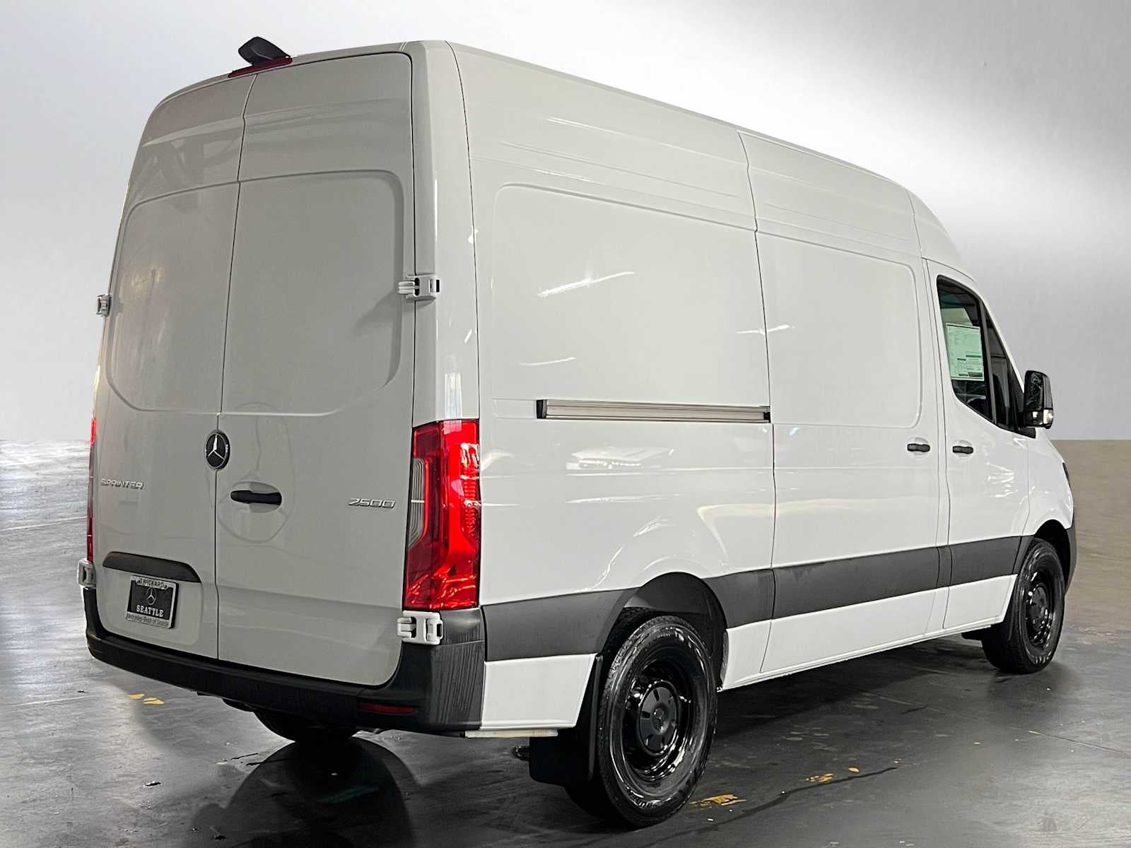 2025 Mercedes-Benz Sprinter Cargo Van 2500 Standard Roof I4 Diesel HO 144 RWD