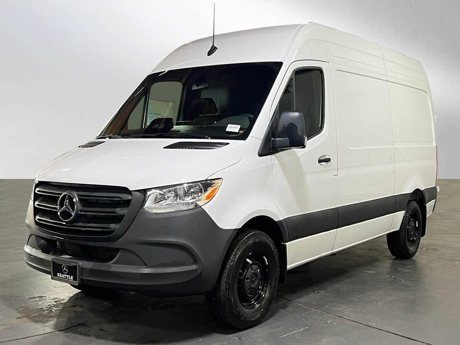 2025 Mercedes-Benz Sprinter Cargo Van 2500 Standard Roof I4 Diesel HO 144 RWD