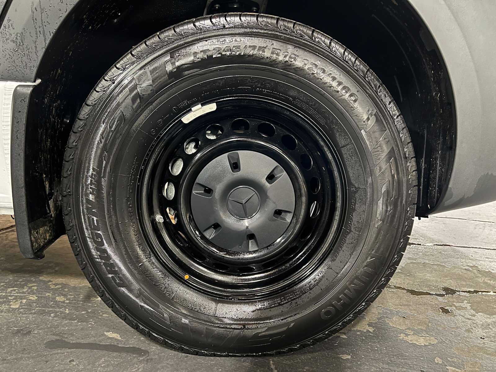 2025 Mercedes-Benz Sprinter Cargo Van 2500 Standard Roof I4 Diesel HO 144 RWD