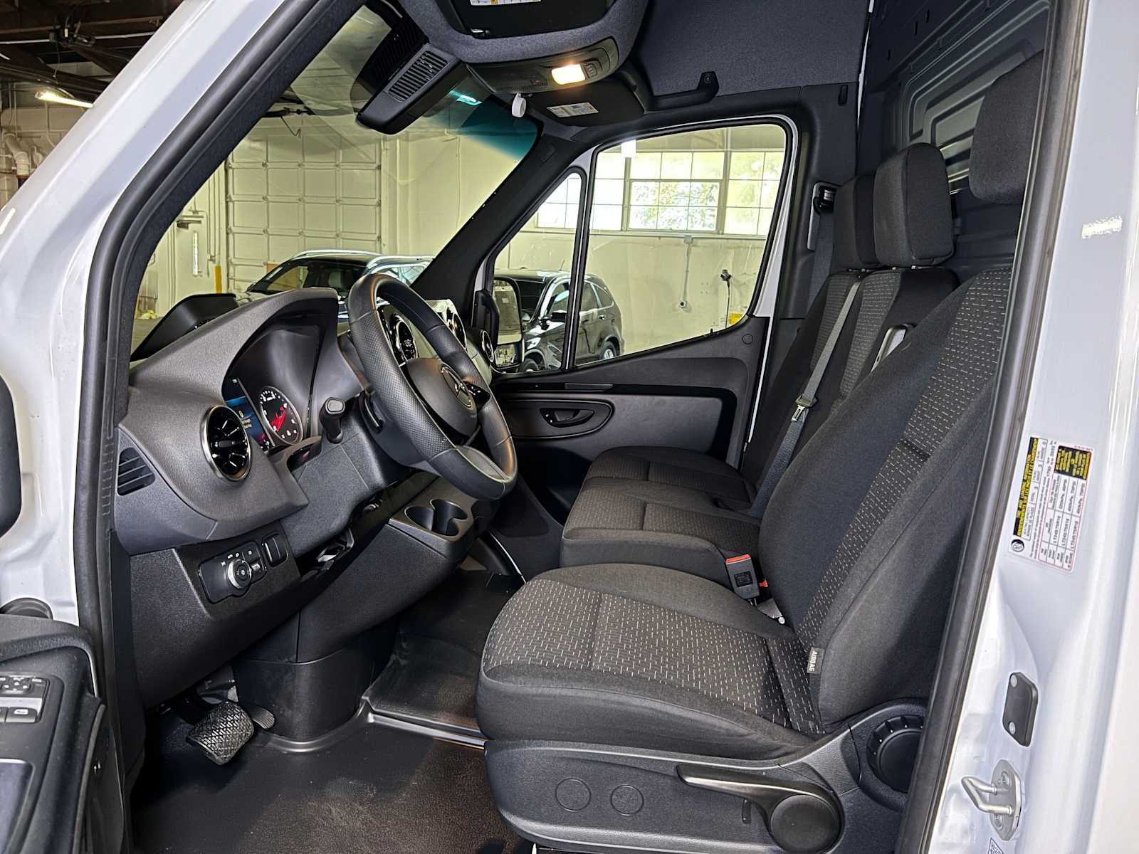 2026 Mercedes-Benz Sprinter Cargo 2500 Standard Roof I4 Diesel HO 144 RWD