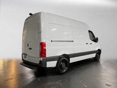 2026 Mercedes-Benz Sprinter Cargo 2500 Standard Roof I4 Diesel HO 144 RWD