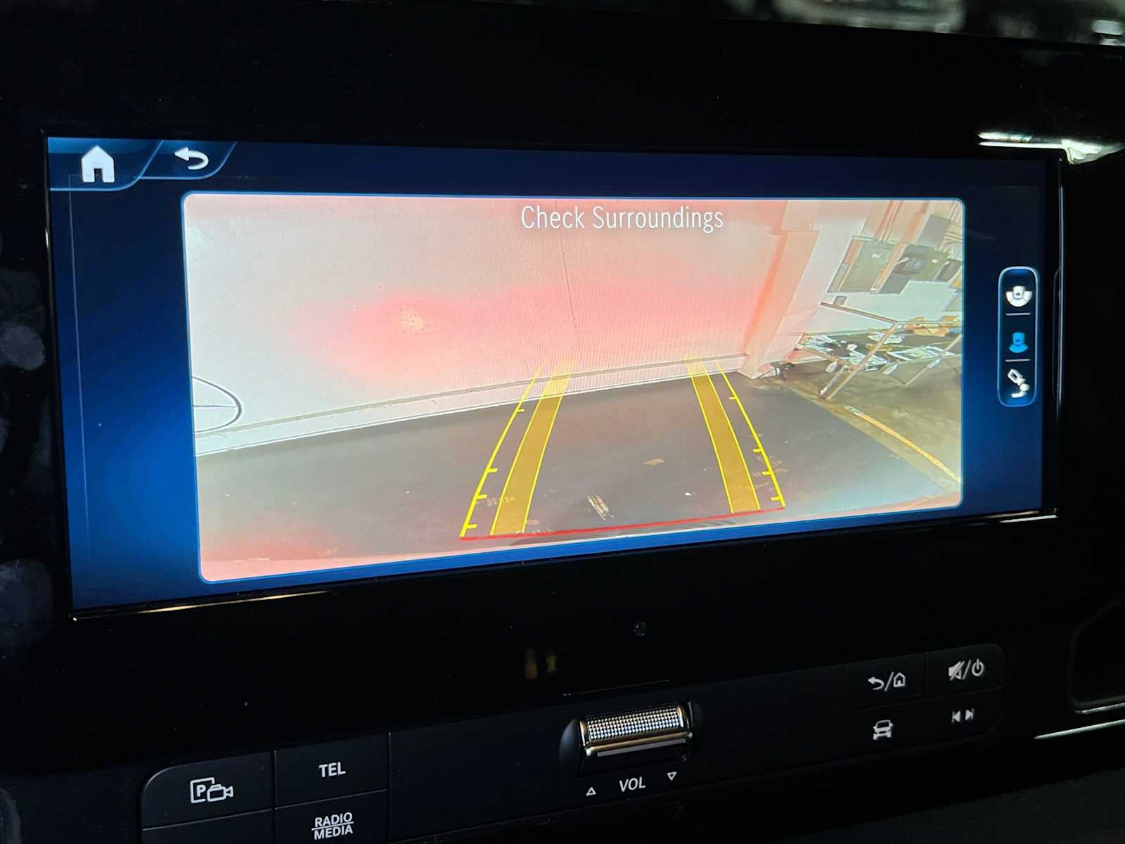 2026 Mercedes-Benz Sprinter Cargo 2500 Standard Roof I4 Diesel HO 144 RWD