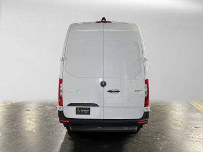 2026 Mercedes-Benz Sprinter Cargo 2500 Standard Roof I4 Diesel HO 144 RWD