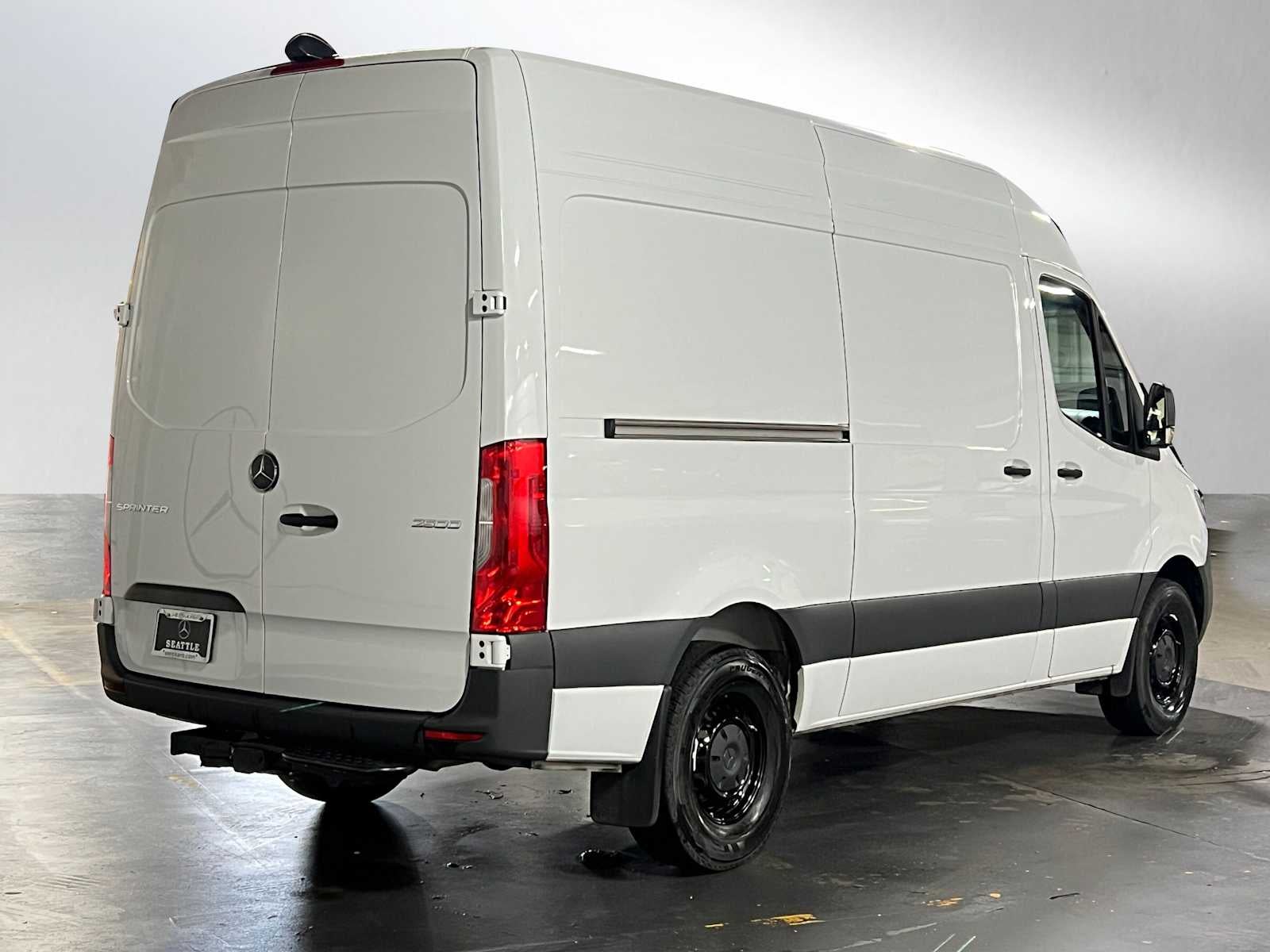 2025 Mercedes-Benz Sprinter Cargo Van 2500 Standard Roof I4 Diesel HO 144" RWD