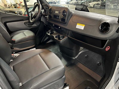 2025 Mercedes-Benz Sprinter Cargo Van 2500 Standard Roof I4 Diesel HO 144 RWD