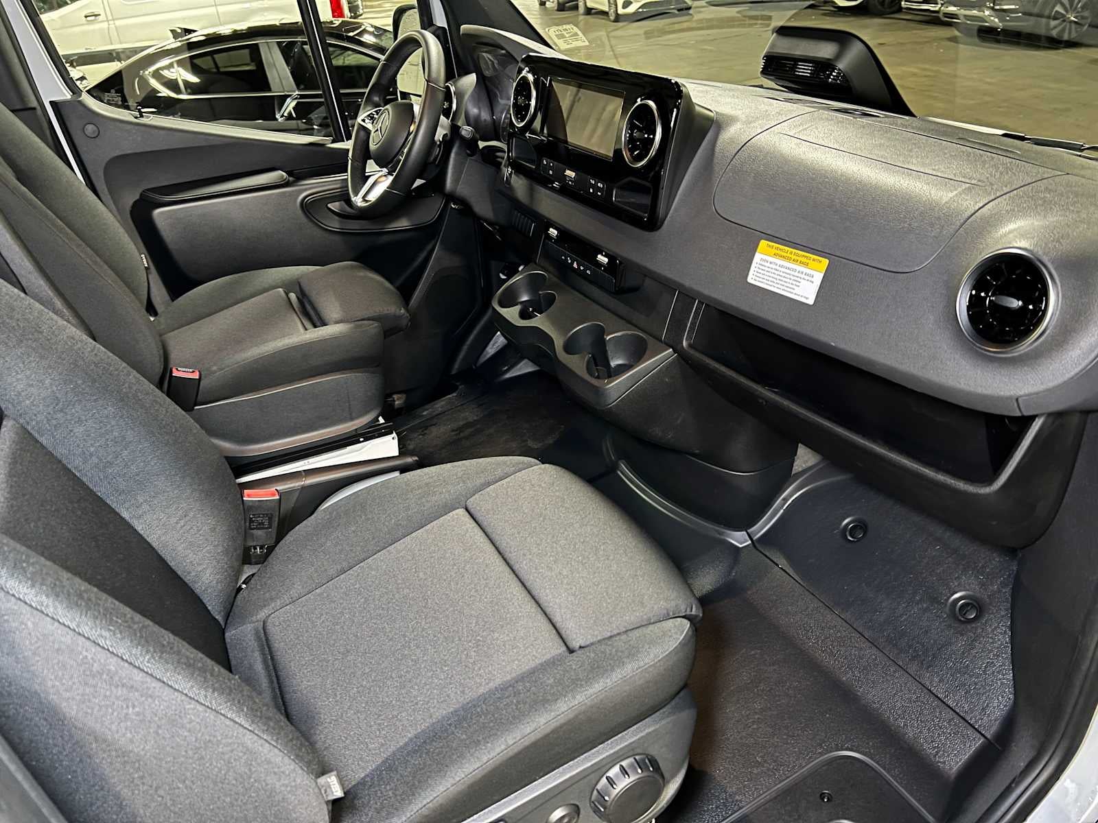 2025 Mercedes-Benz Sprinter Cargo Van 2500 Standard Roof I4 Diesel HO 144" RWD