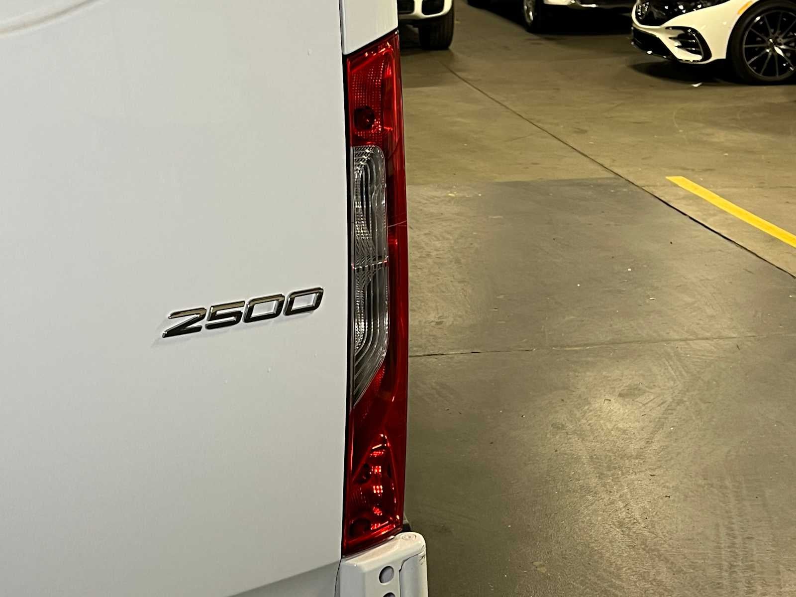 2025 Mercedes-Benz Sprinter Cargo Van 2500 Standard Roof I4 Diesel HO 144" RWD