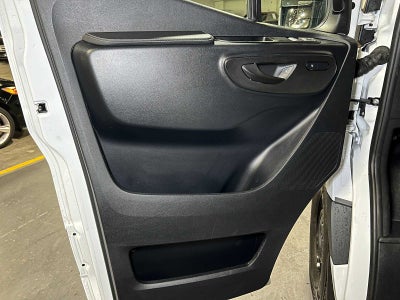 2025 Mercedes-Benz Sprinter Cargo Van 2500 Standard Roof I4 Diesel HO 144" RWD