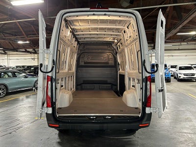 2025 Mercedes-Benz Sprinter Cargo Van 2500 Standard Roof I4 Diesel HO 144 RWD