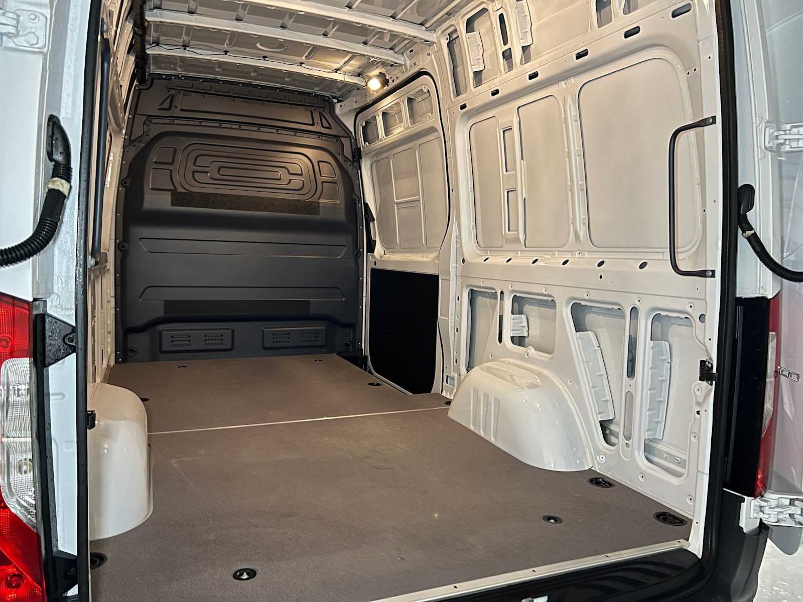 2025 Mercedes-Benz Sprinter Cargo Van 2500 Standard Roof I4 Diesel HO 144 RWD