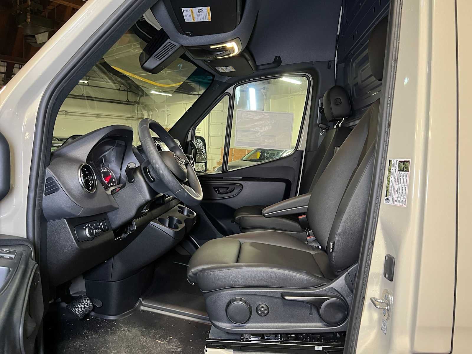 2025 Mercedes-Benz Sprinter Cargo Van 2500 Standard Roof I4 Diesel HO 144 AWD