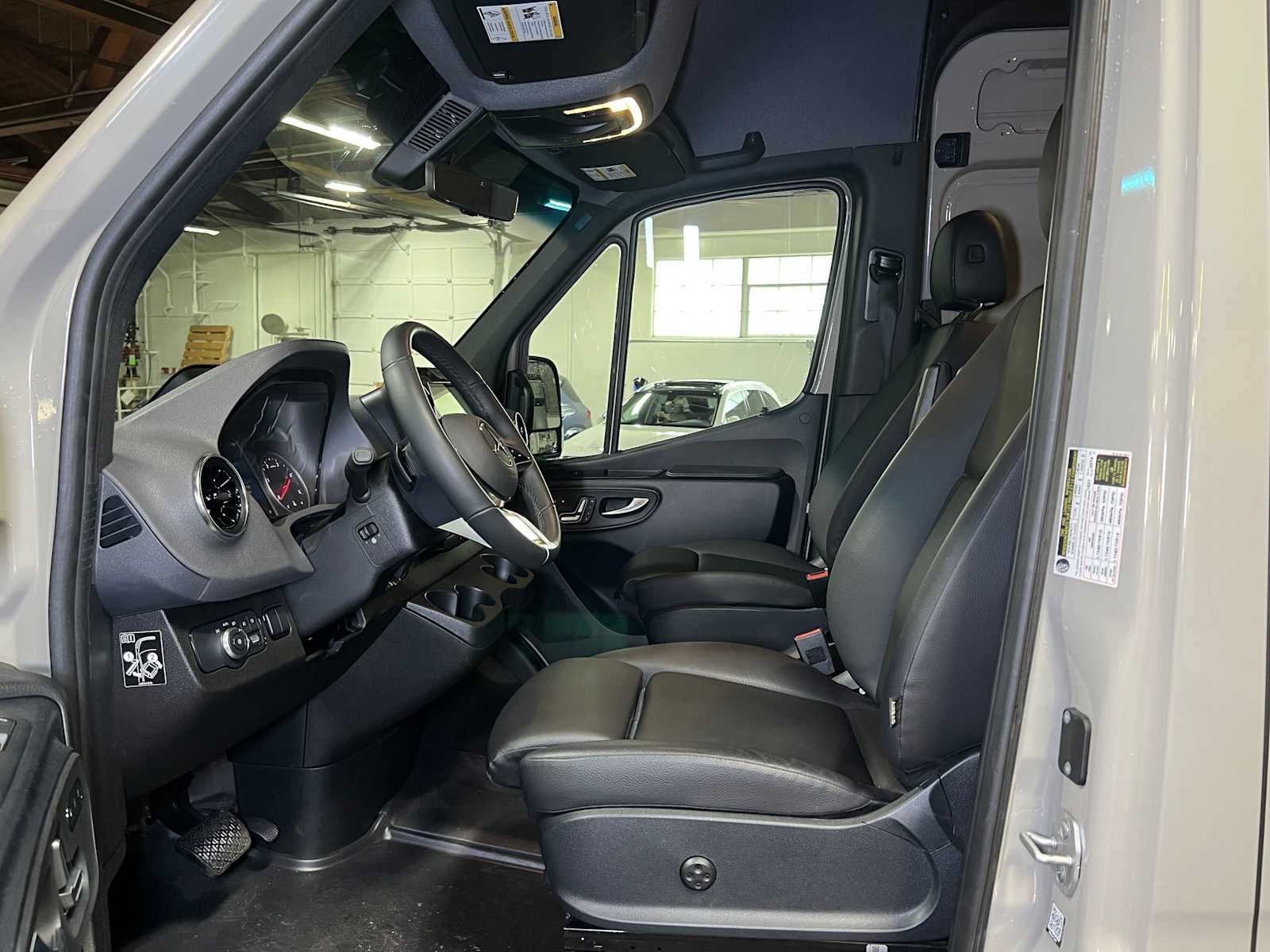 2026 Mercedes-Benz Sprinter Cargo 2500 Standard Roof I4 Diesel HO 144 AWD