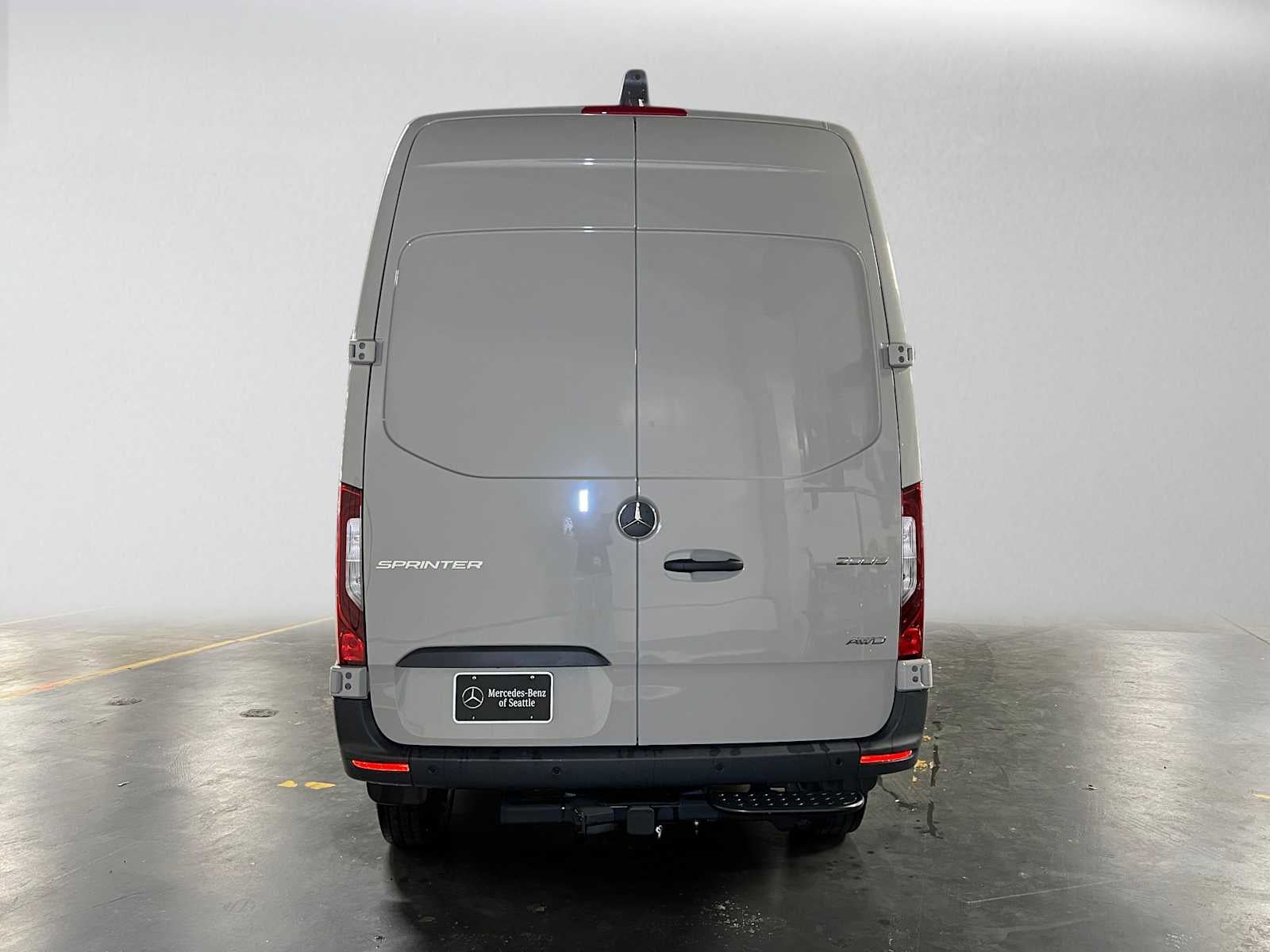 2026 Mercedes-Benz Sprinter Cargo 2500 Standard Roof I4 Diesel HO 144 AWD
