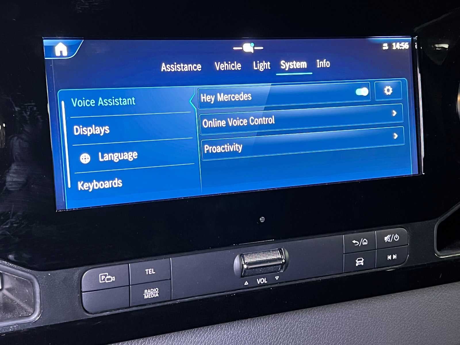 2026 Mercedes-Benz Sprinter Cargo 2500 Standard Roof I4 Diesel HO 144 AWD