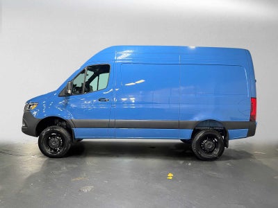 2027 Mercedes-Benz Sprinter Cargo 2500 Standard Roof I4 Diesel HO 144 AWD