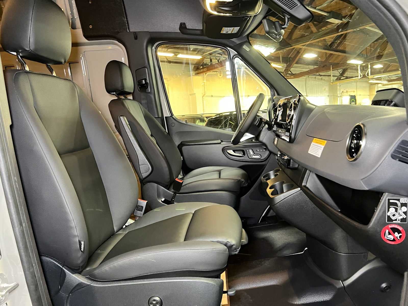 2027 Mercedes-Benz Sprinter Cargo 2500 Standard Roof I4 Diesel HO 144 AWD